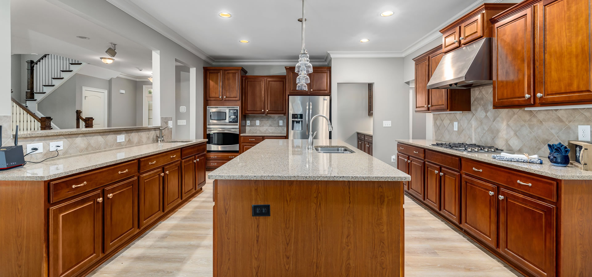 Platform Quartz Kitchens